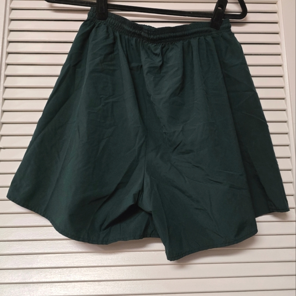 BOA - Green Lightweight Athletic 1.5" Split Trainer Shorts